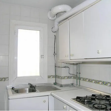 Macael Hotell *